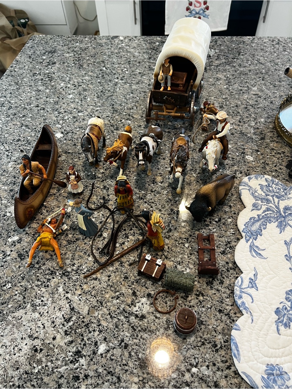 Vtg Schleich German lot Hand-Painted Western Figurine Set - Brown and Cream